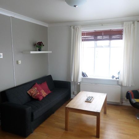 Gista Apartment Akureyri Exterior photo