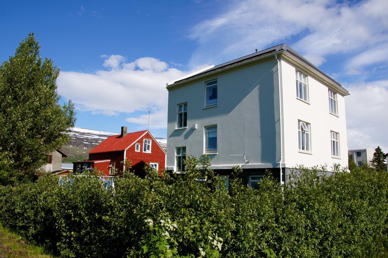 Gista Apartment Akureyri Exterior photo